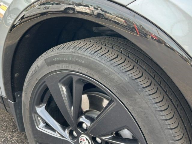 Certified 2023 Buick Envision Essence w/ Sport Touring Package AWD/4WD image 17