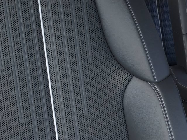 New 2027 Cadillac Vistiq Luxury w/ LPO, Floor Liner Package AWD/4WD image 21