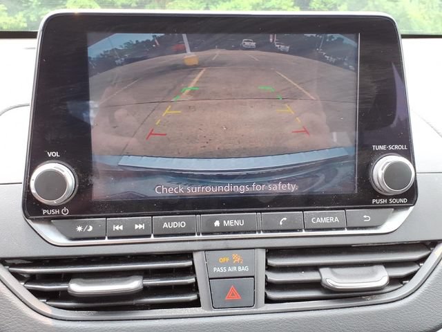 Used 2022 Nissan Altima 2.5 SV FWD image 16