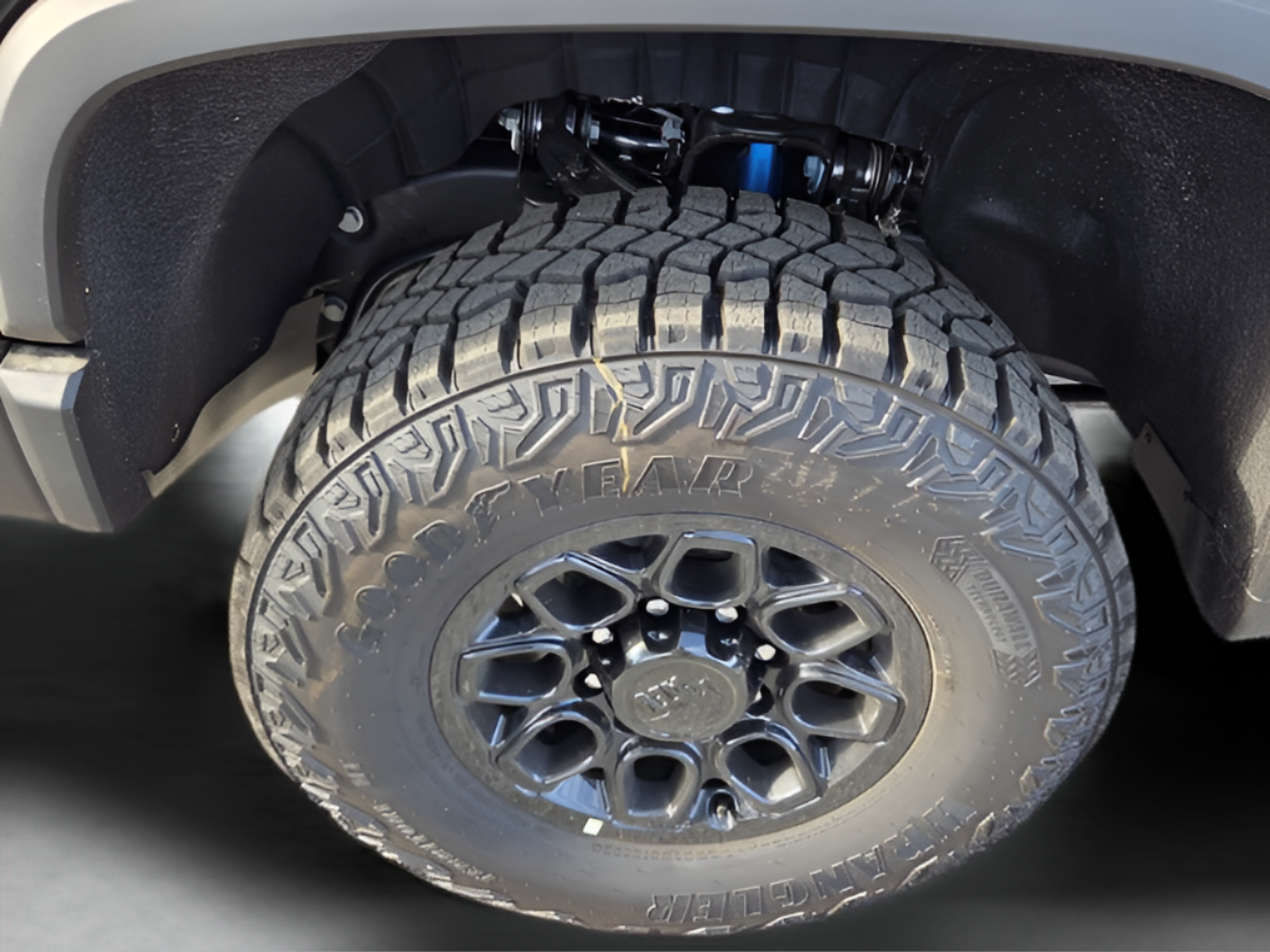 New 2026 Chevrolet Silverado 2500 ZR2 w/ ZR2 Bison Edition AWD/4WD image 9