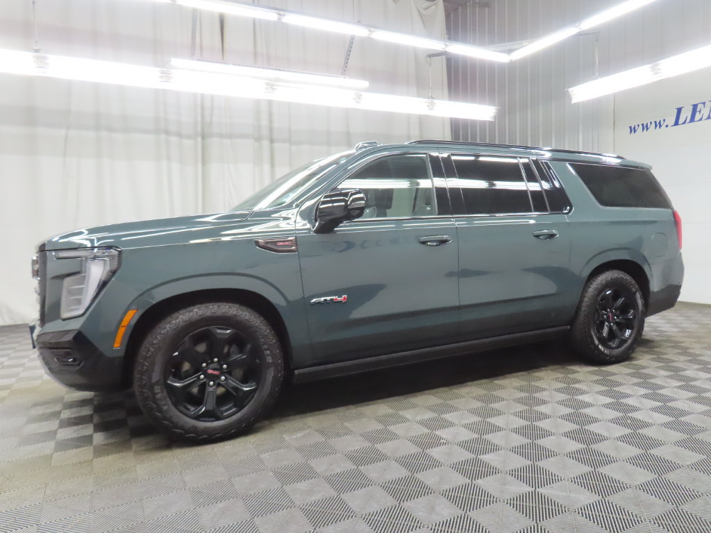 Used 2026 GMC Yukon XL AT4 Ultimate AWD/4WD image 7