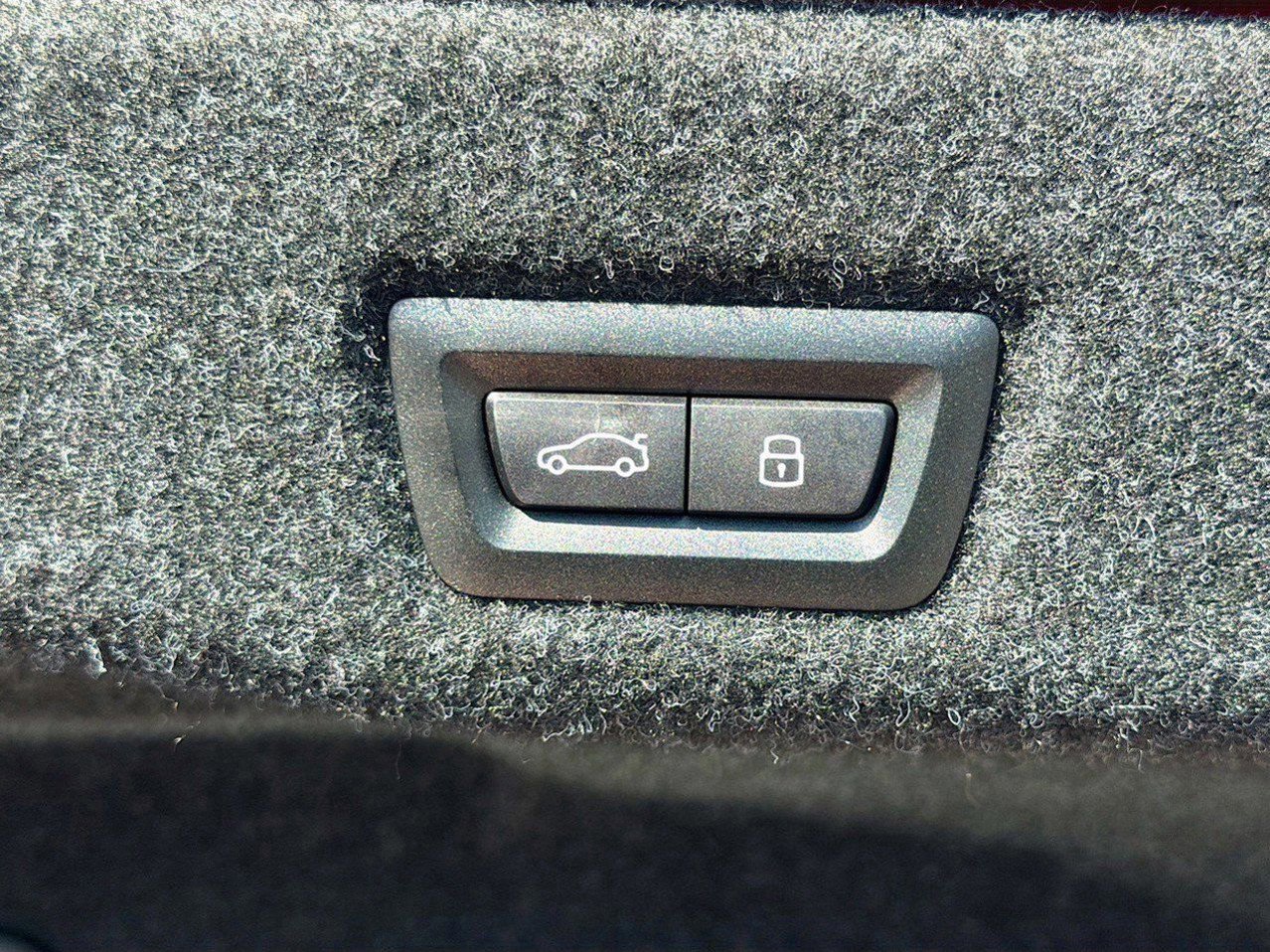 Certified 2025 BMW i5 M60 AWD/4WD image 12