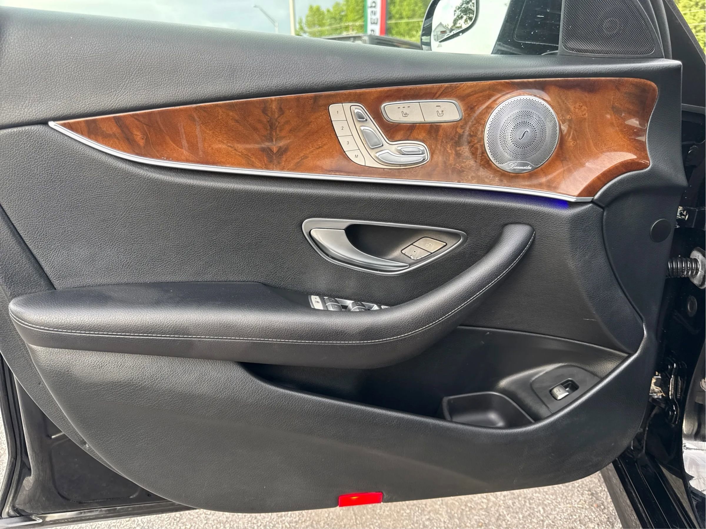 Used 2018 Mercedes-Benz E 300 4MATIC w/ Premium 1 Package image 19