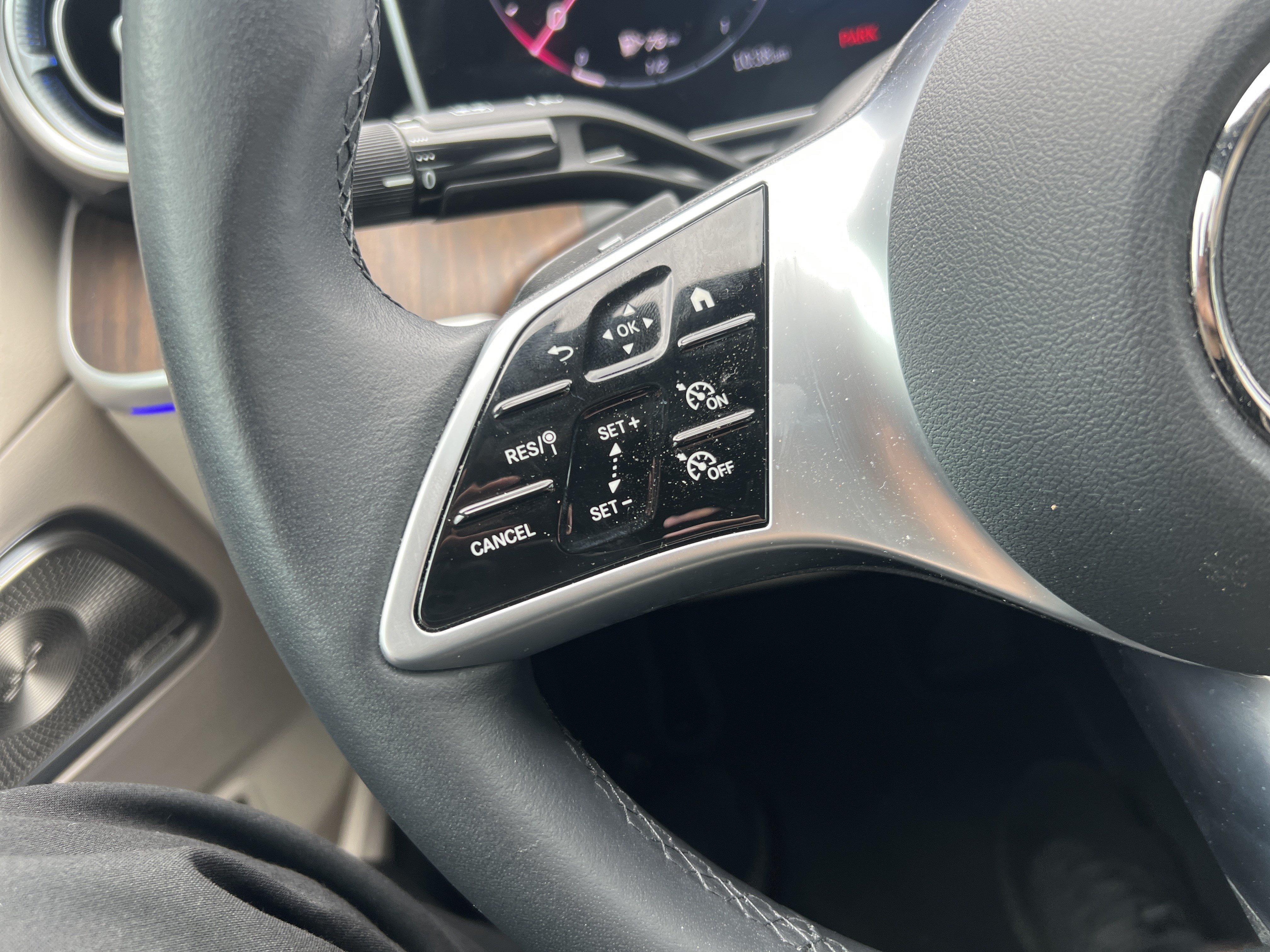 Certified 2025 Mercedes-Benz C 300 4MATIC Sedan image 18