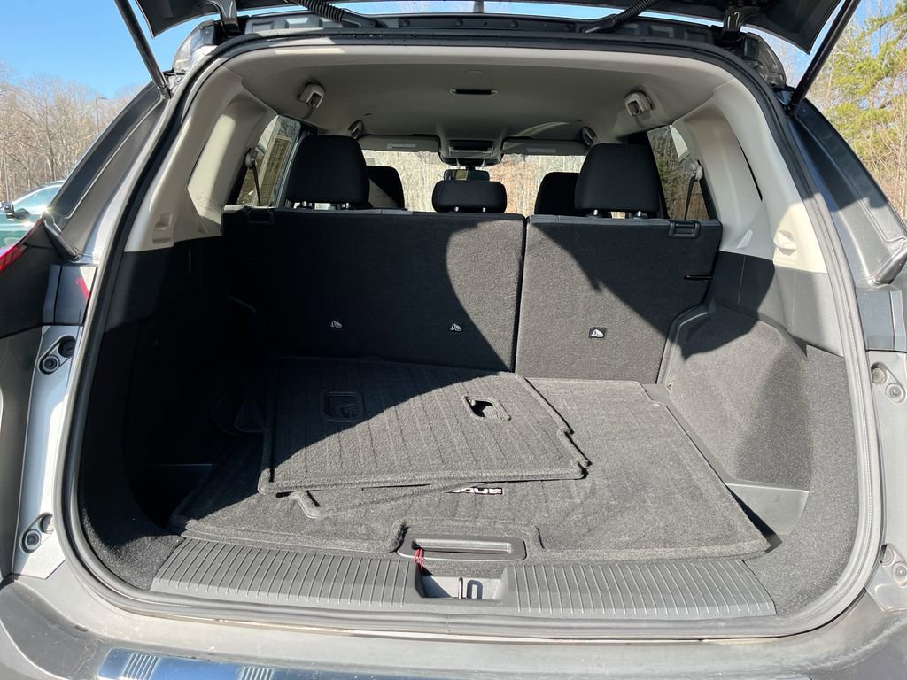 Used 2023 Nissan Rogue SV FWD image 22