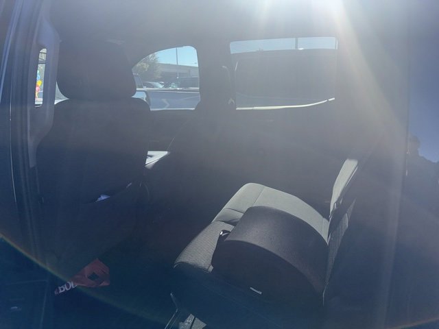 Used 2022 Chevrolet Silverado 1500 LT image 6