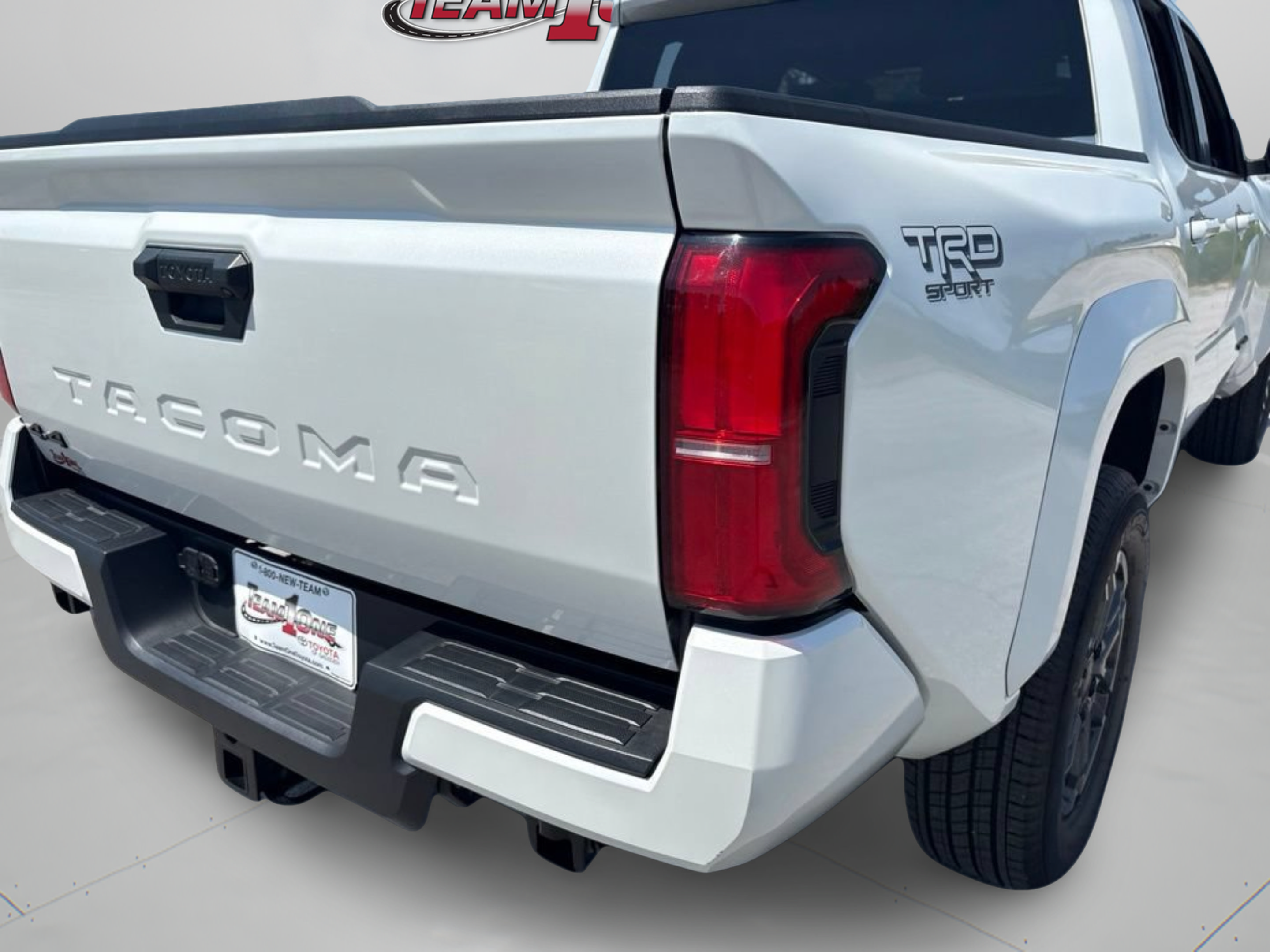 Certified 2026 Toyota Tacoma TRD Sport AWD/4WD image 31