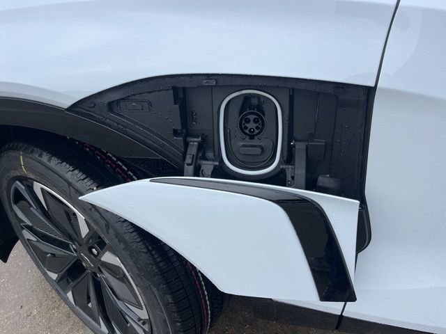 New 2026 Chevrolet Blazer EV RS image 3