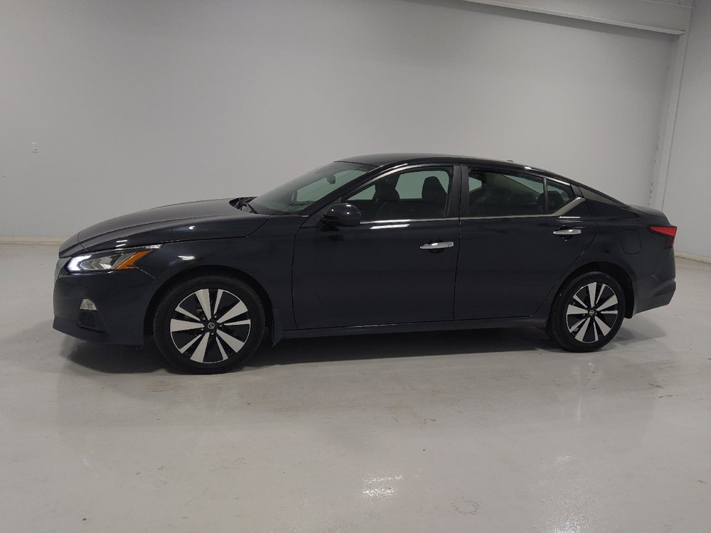 Used 2022 Nissan Altima 2.5 SV AWD/4WD image 2