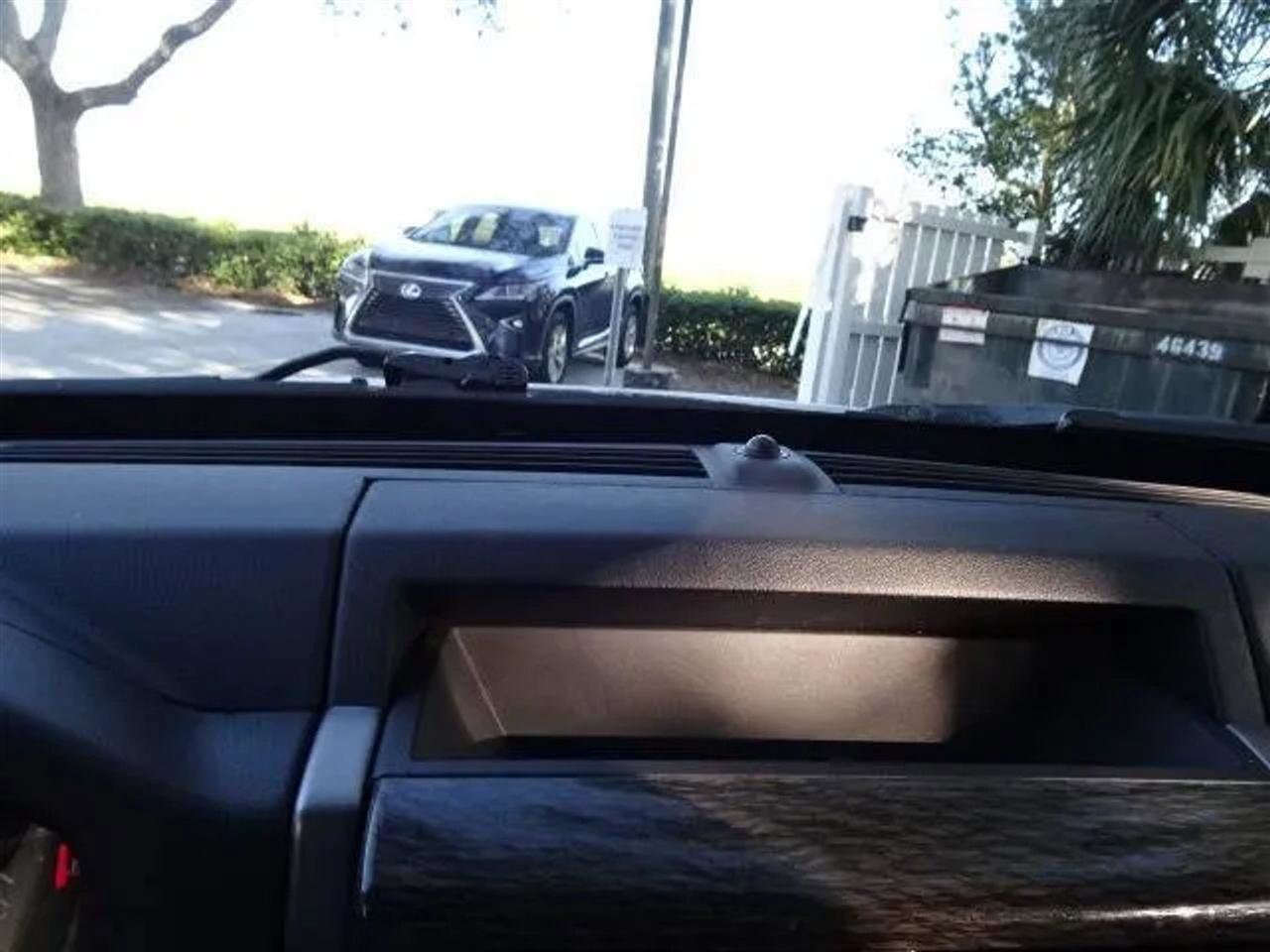 Used 2012 Jeep Liberty Limited w/ Comfort/Convenience Group image 46