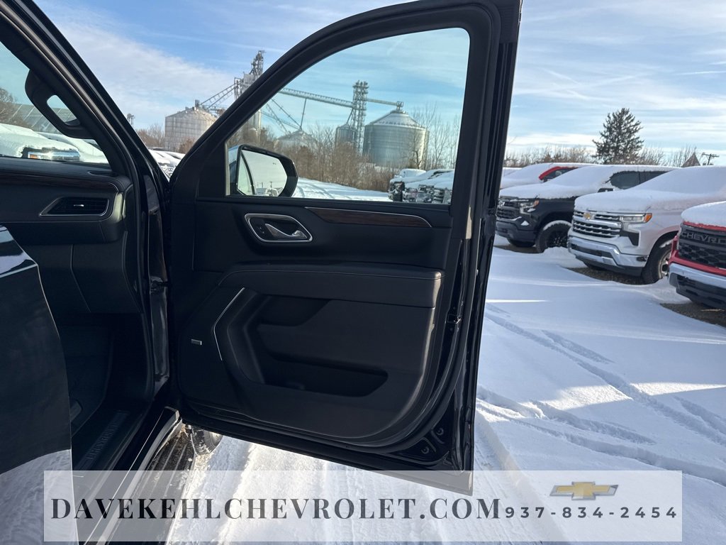 Certified 2023 Chevrolet Suburban Premier image 31
