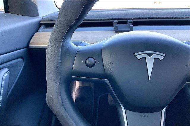 Used 2019 Tesla Model 3 Long Range image 11