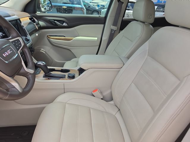 Used 2019 GMC Acadia Denali w/ Technology Package FWD image 16