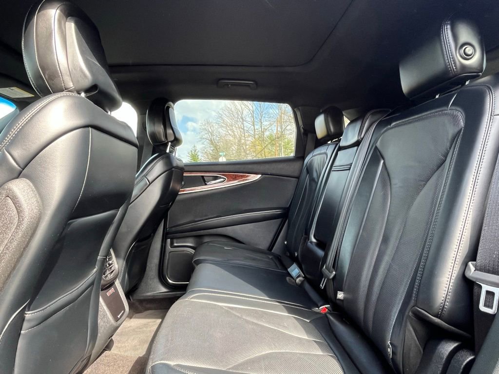 Used 2020 Lincoln Nautilus Reserve FWD image 20