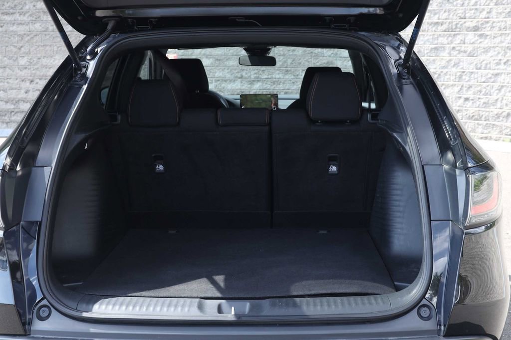 Used 2025 Honda HR-V Sport image 18