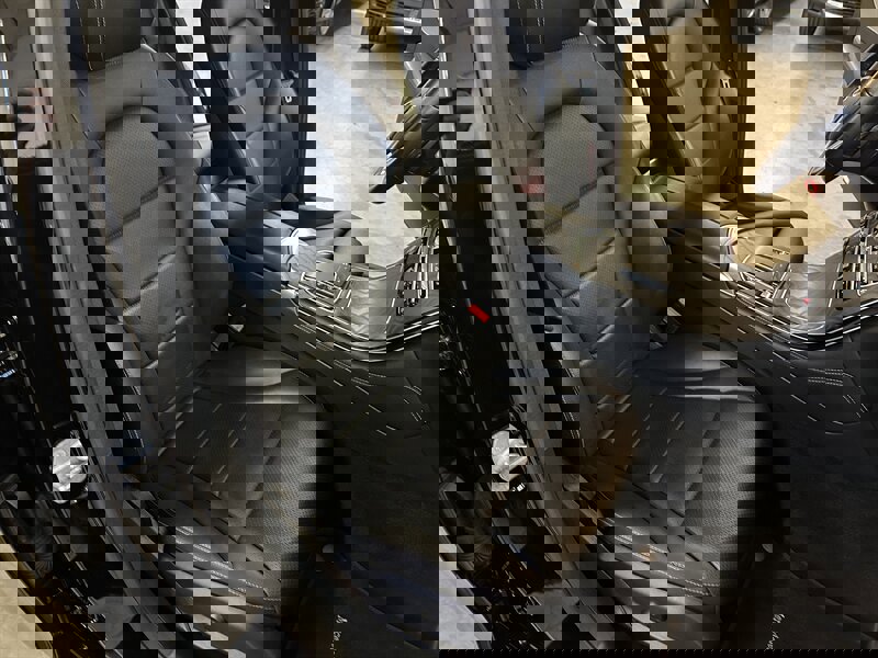 Used 2021 Mercedes-Benz GLC 300 4MATIC image 31