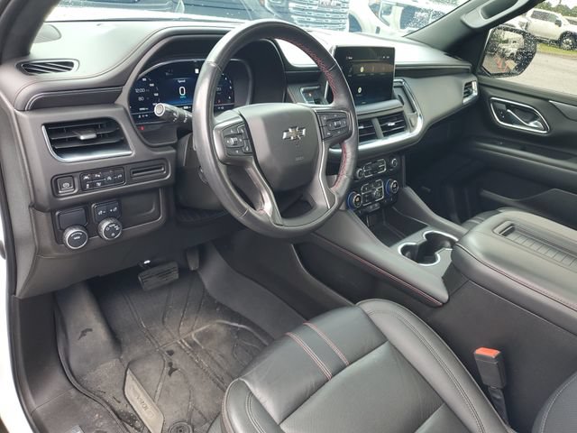 Used 2022 Chevrolet Suburban RST w/ Luxury Package RWD image 6