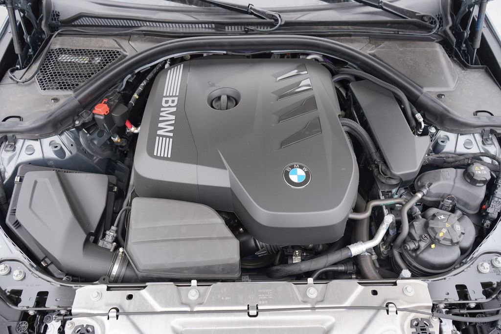 Used 2025 BMW 330i xDrive Sedan AWD/4WD image 21