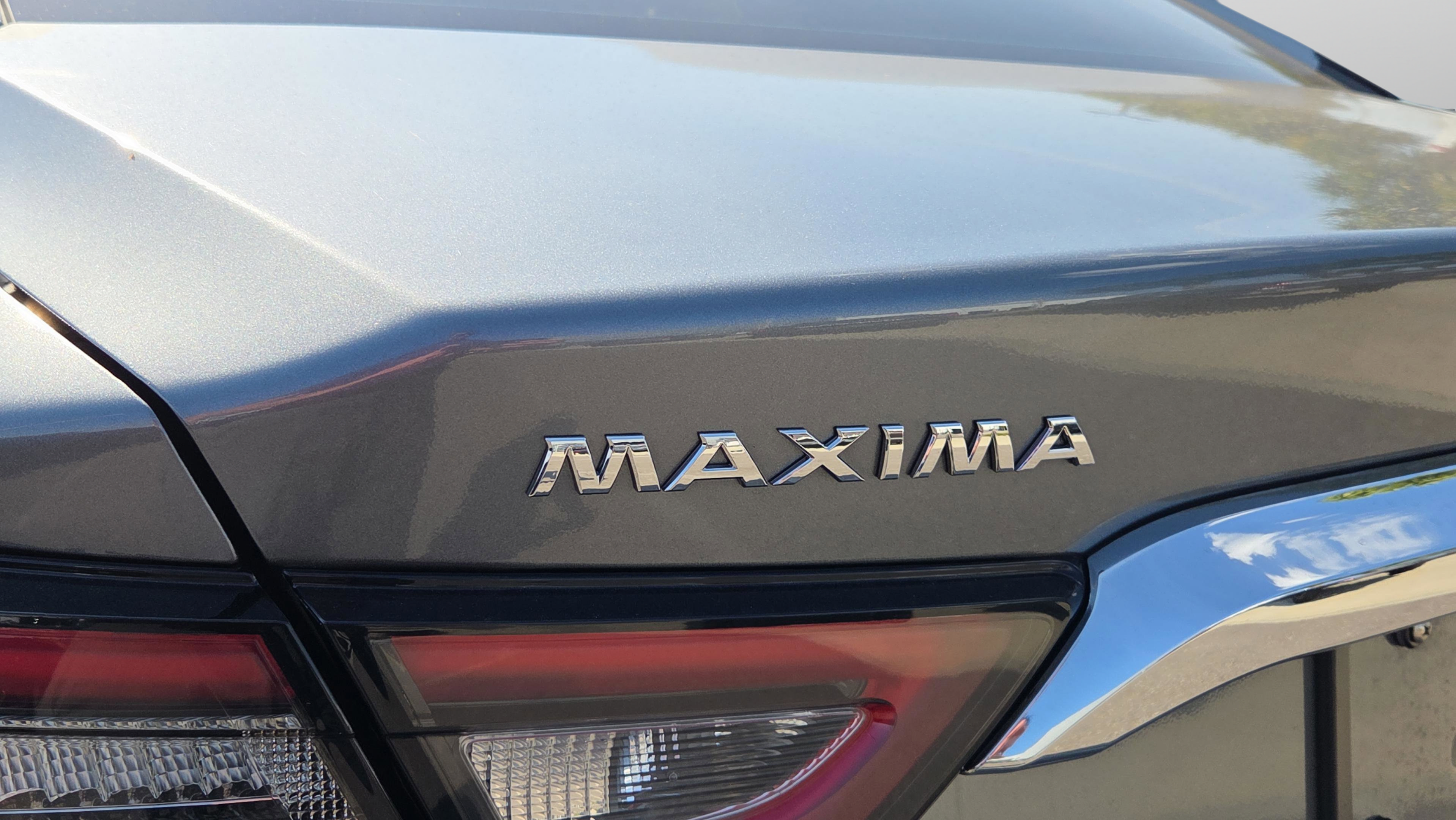 Used 2023 Nissan Maxima Platinum w/ Sport Mat Group FWD image 34