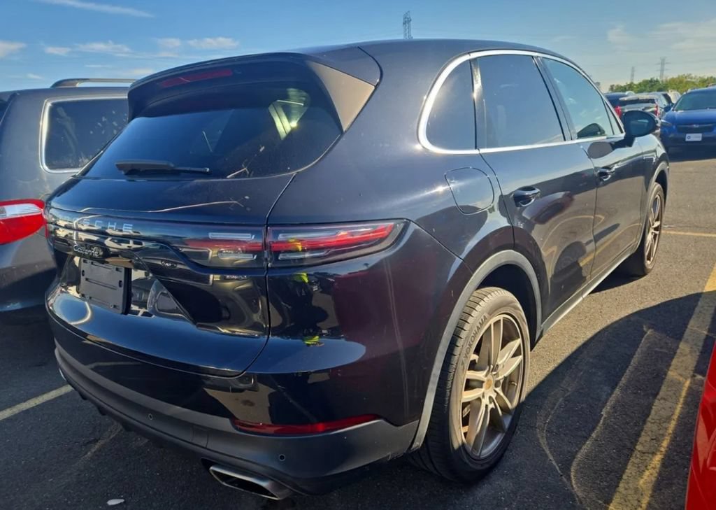 Used 2019 Porsche Cayenne AWD/4WD image 2