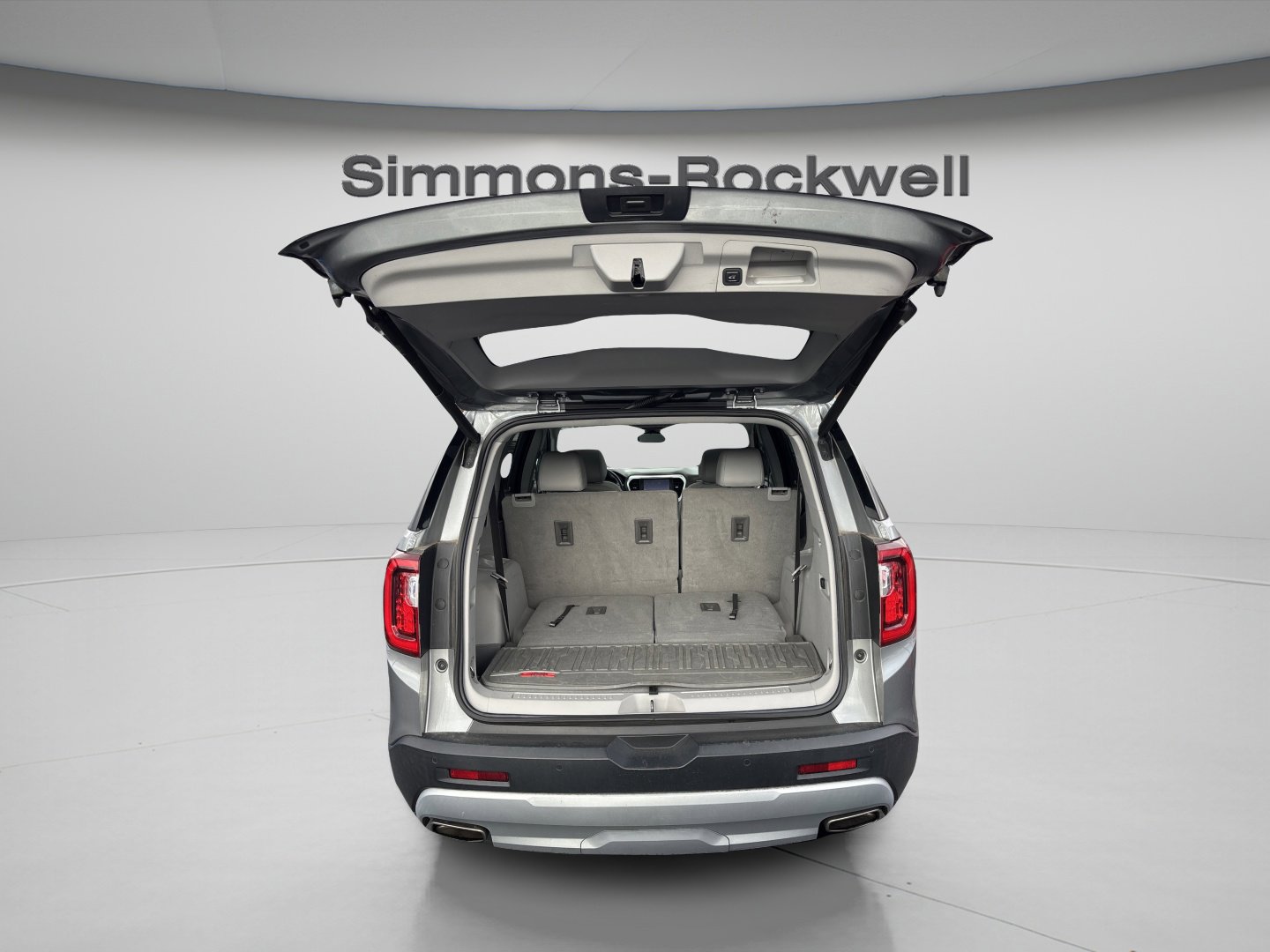 Used 2023 GMC Acadia SLT image 30