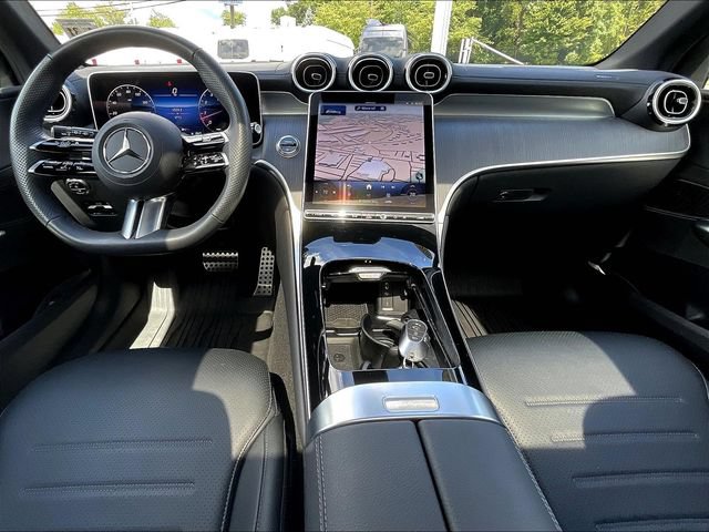Used 2026 Mercedes-Benz GLC 300 4MATIC image 9