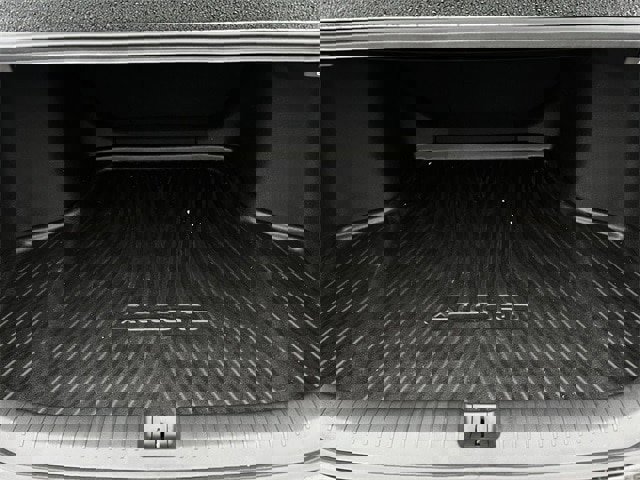 Used 2025 Honda Accord Touring image 32