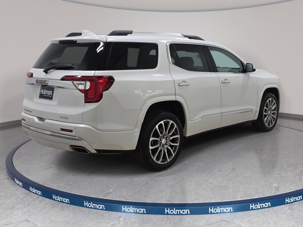 Used 2023 GMC Acadia Denali w/ Denali Ultimate Package image 6
