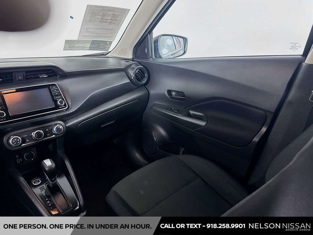 Certified 2025 Nissan Kicks Play S image 21