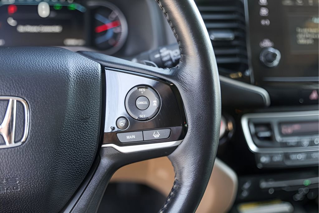 Used 2019 Honda Pilot Elite image 16