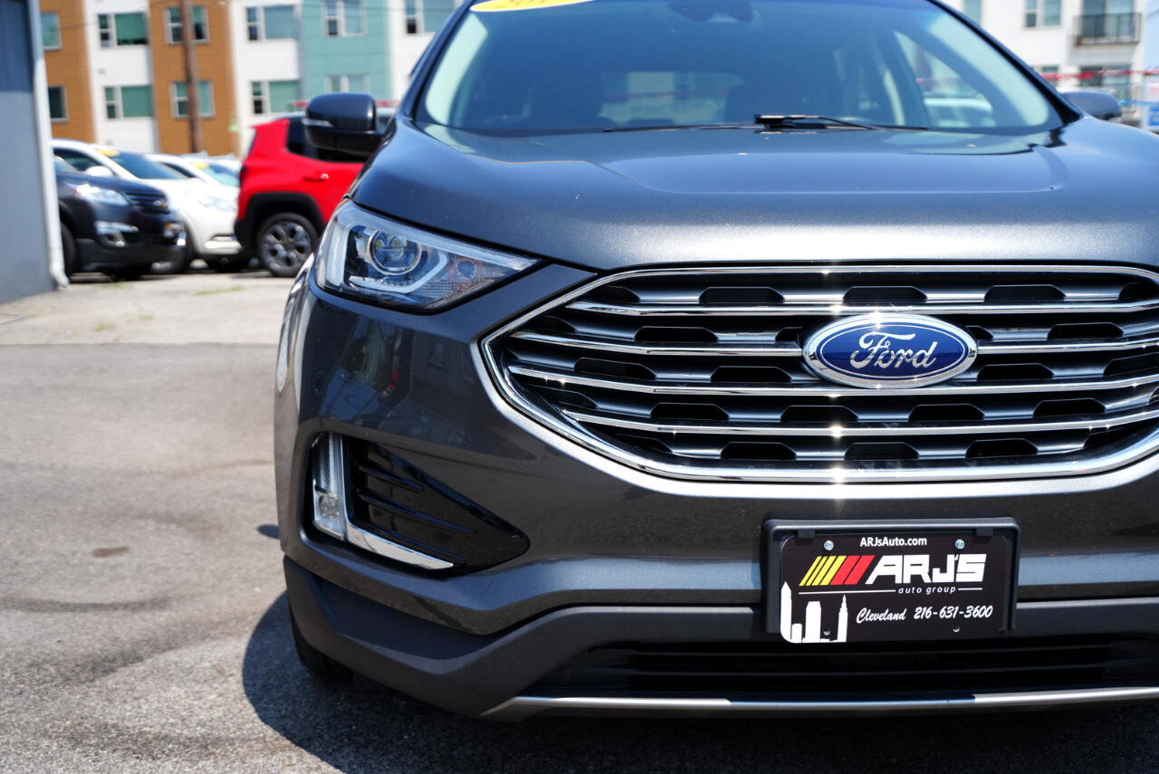 Used 2019 Ford Edge SEL w/ Equipment Group 201A image 4