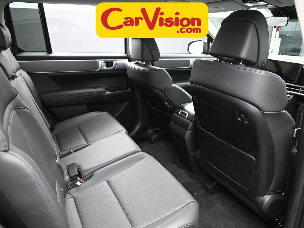 Used 2025 Hyundai Santa Fe SEL w/ Tow & Go Package image 31