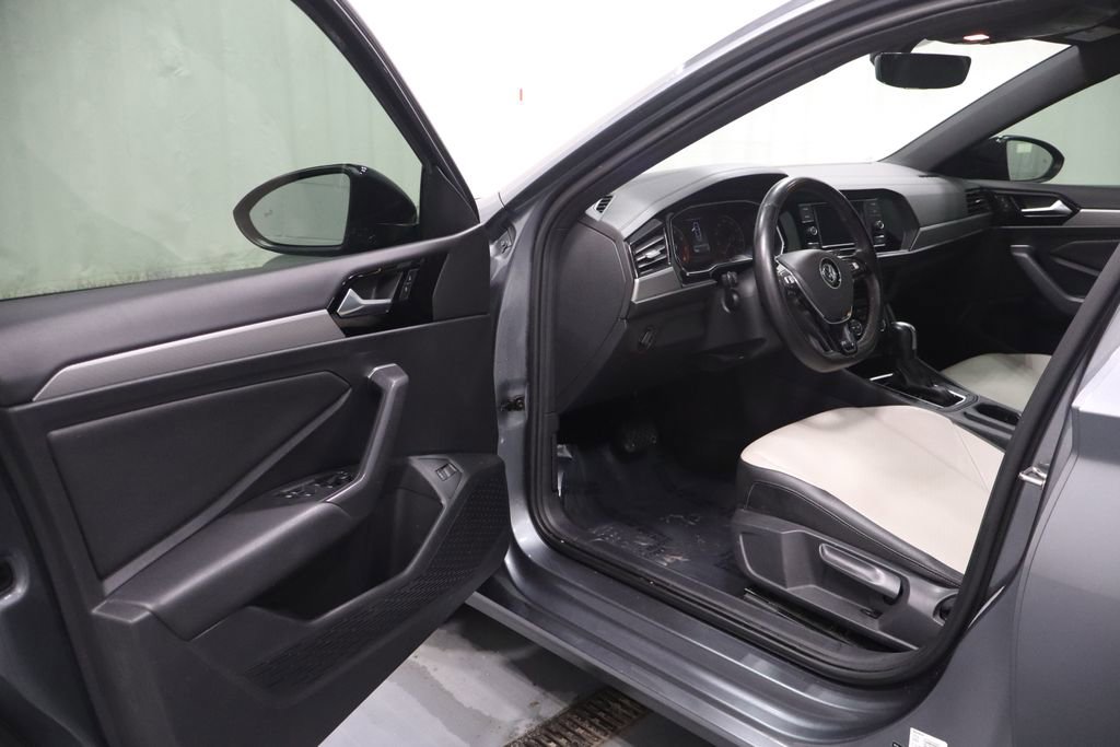 Used 2020 Volkswagen Jetta S image 10