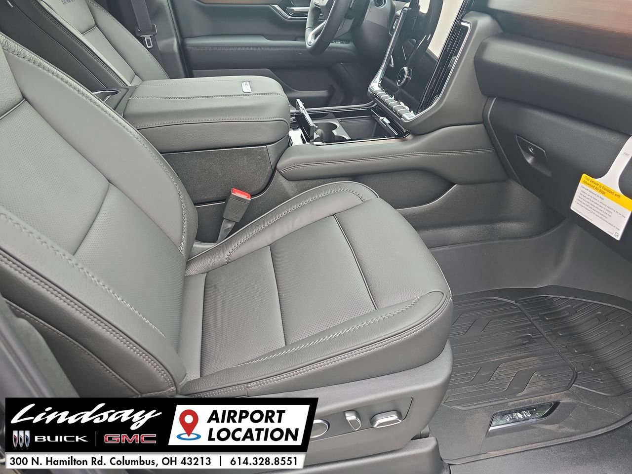 New 2026 GMC Yukon XL Denali w/ Denali Reserve Package AWD/4WD image 30