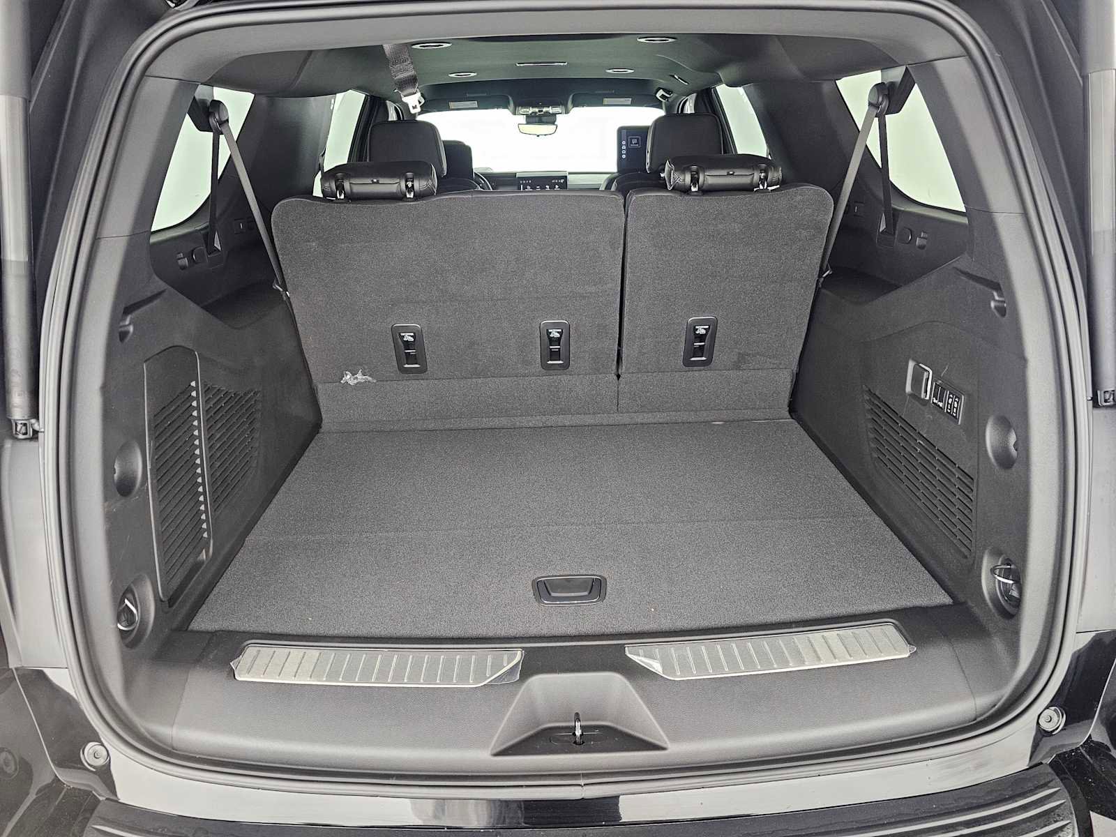 New 2026 GMC Yukon XL Denali w/ Advanced Technology Package image 16