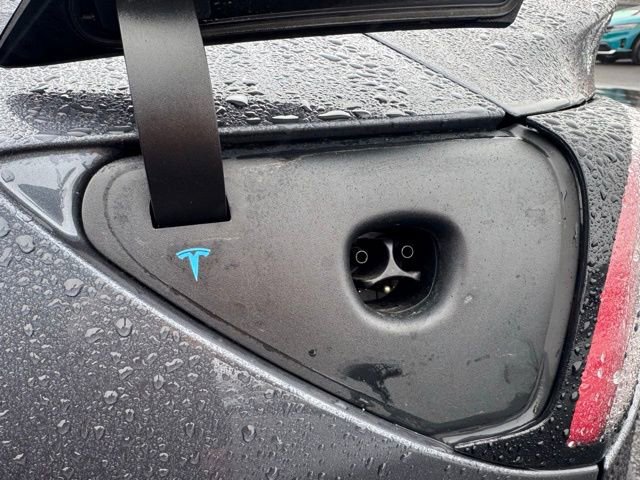 Used 2021 Tesla Model 3 Long Range image 13