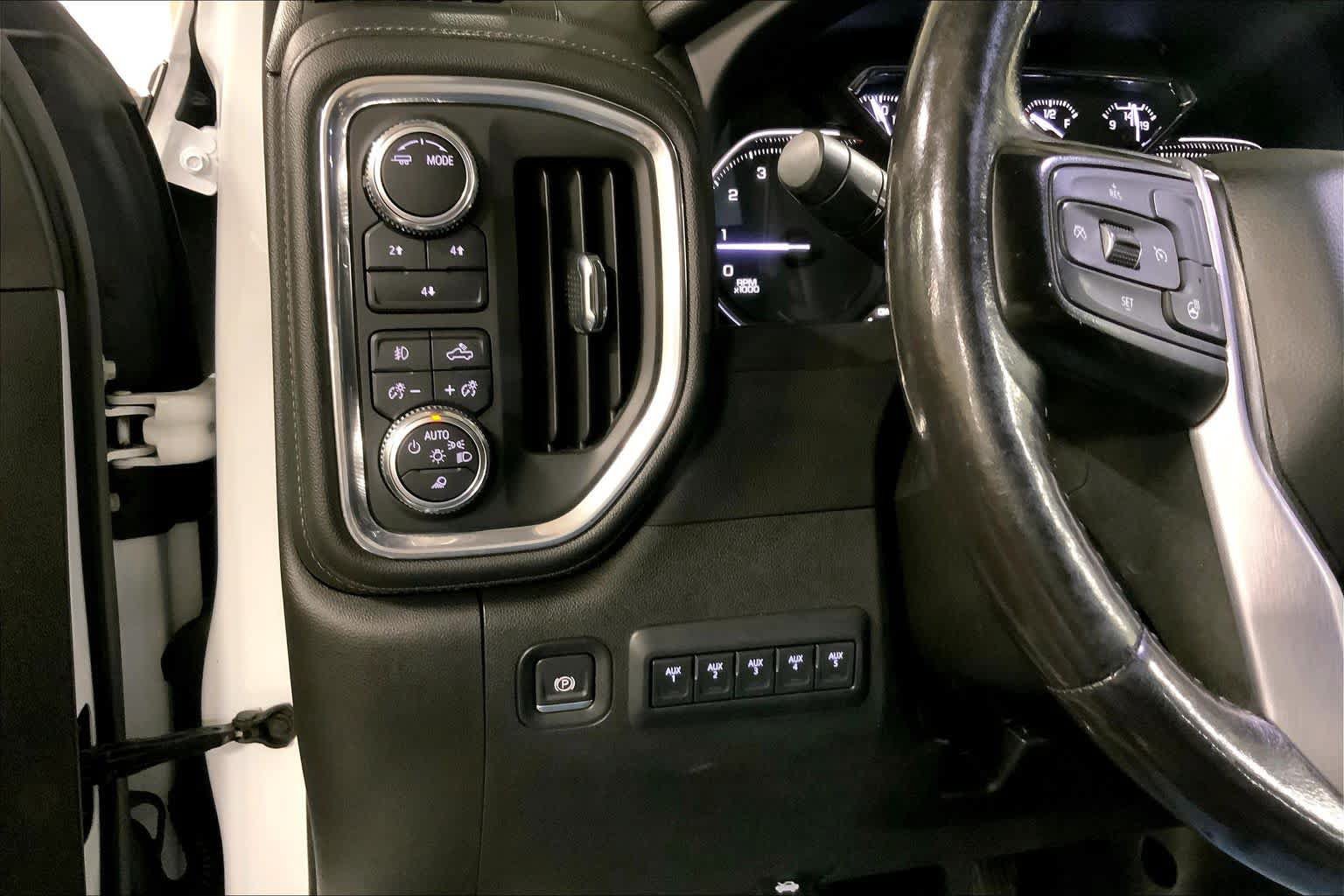 Used 2022 GMC Sierra 2500 SLE w/ SLE Value Package; AWD/4WD image 35