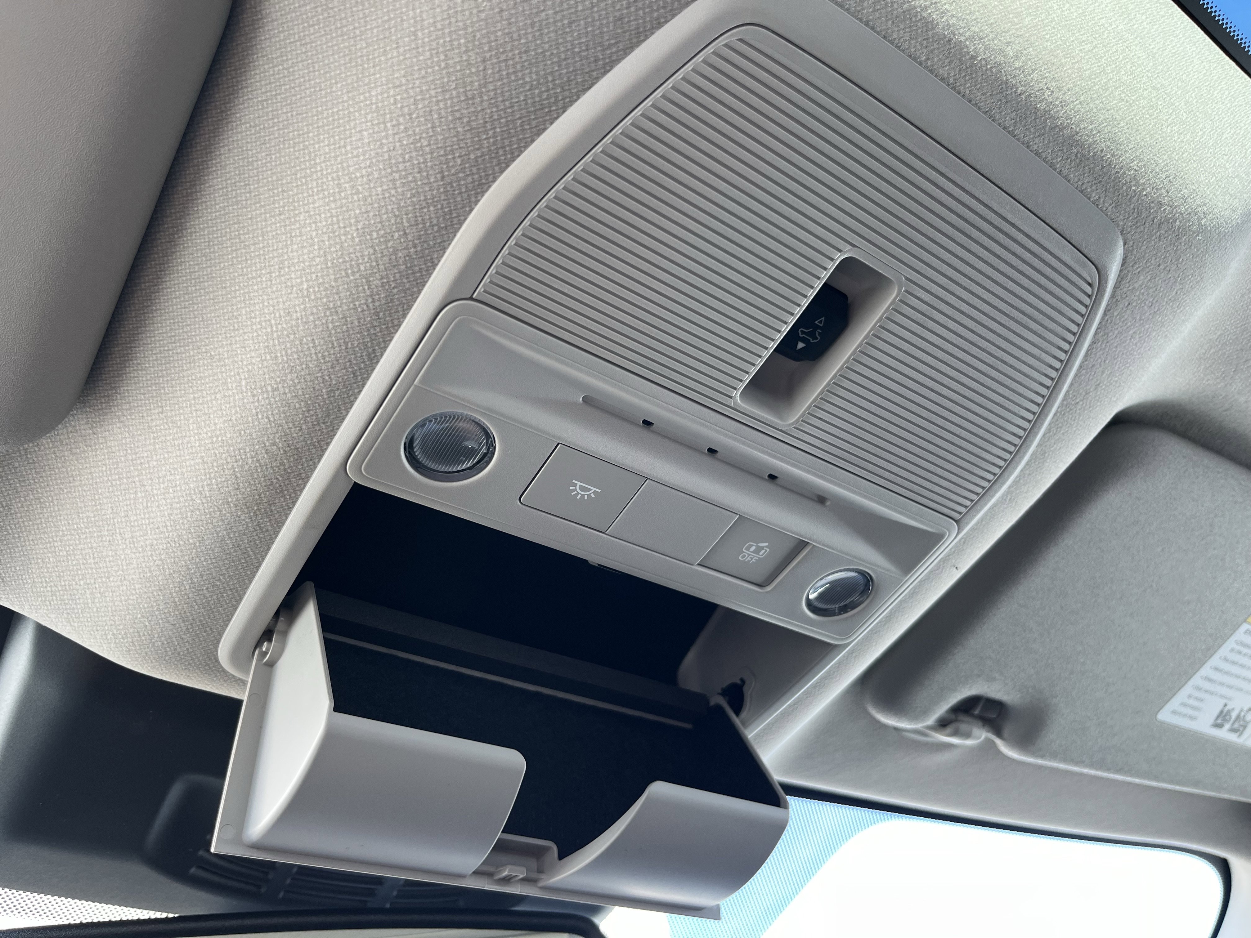 New 2026 Nissan Sentra SV w/ SV Convenience Package image 34