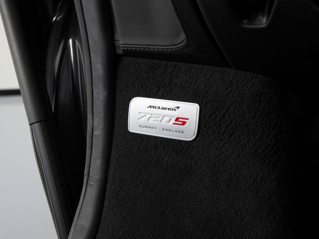 Used 2022 McLaren 720S Luxury RWD image 20