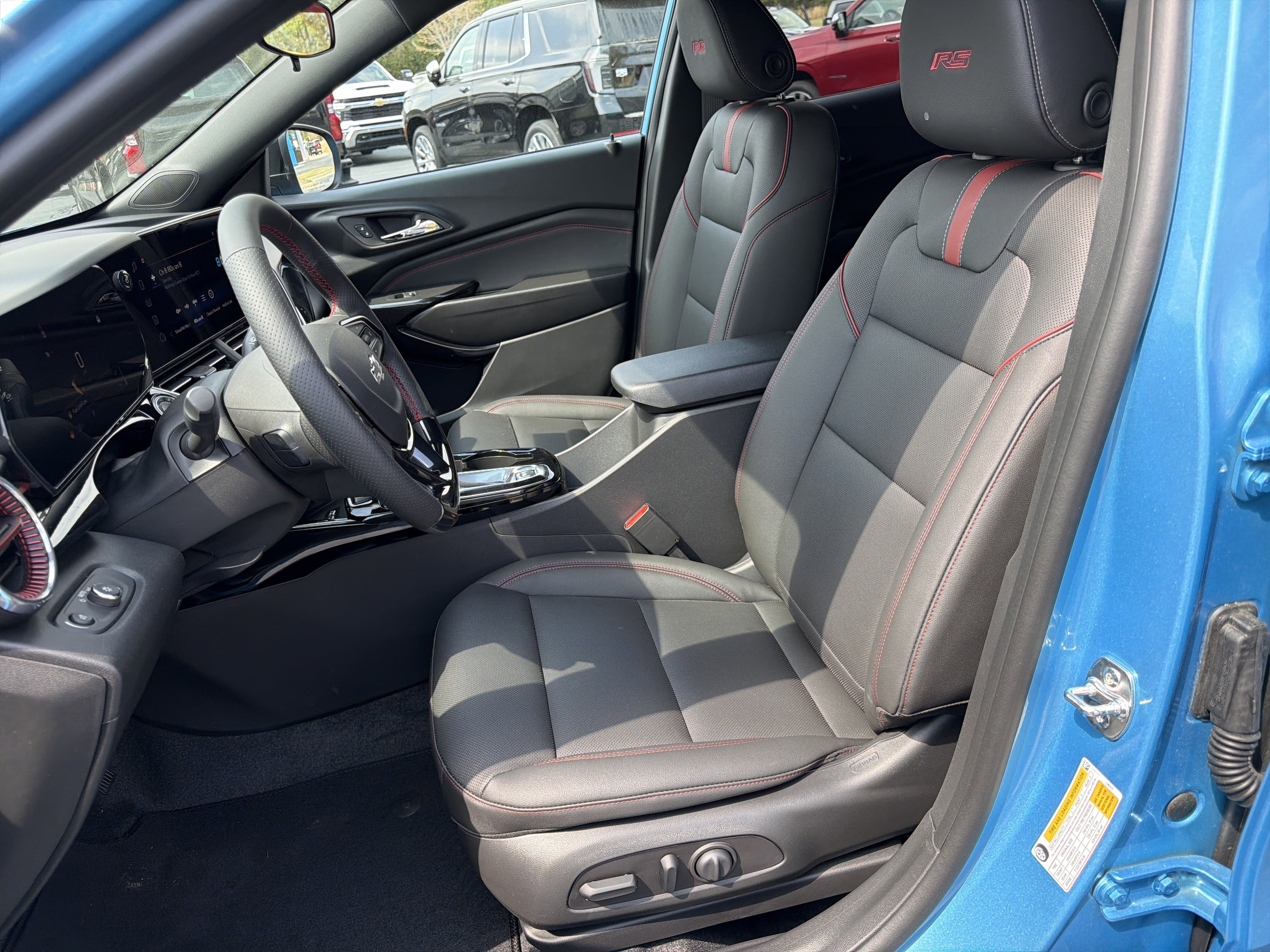 New 2026 Chevrolet Trax RS image 9