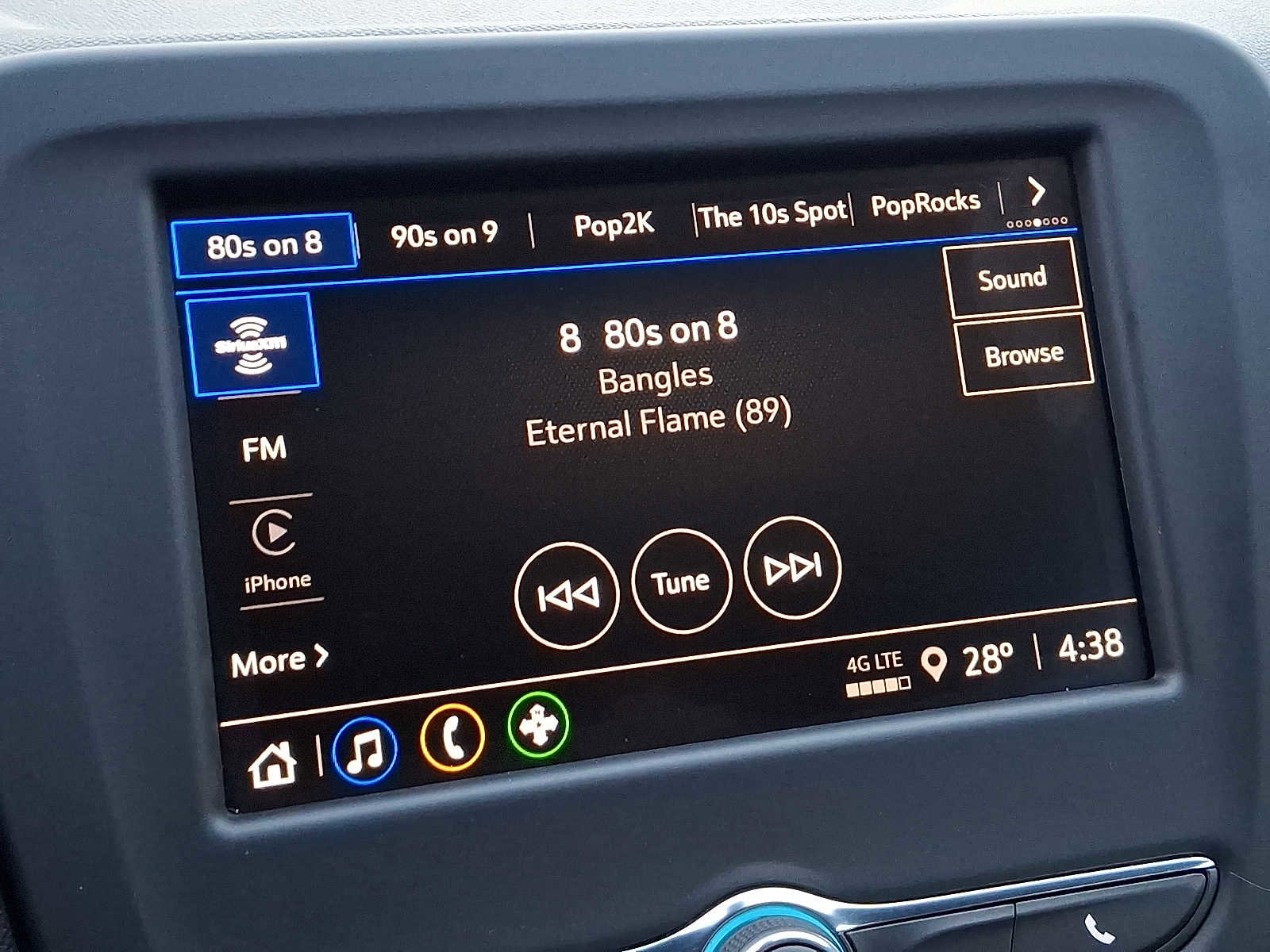 Used 2023 Chevrolet Equinox RS w/ LPO, Floor Liner Package image 17