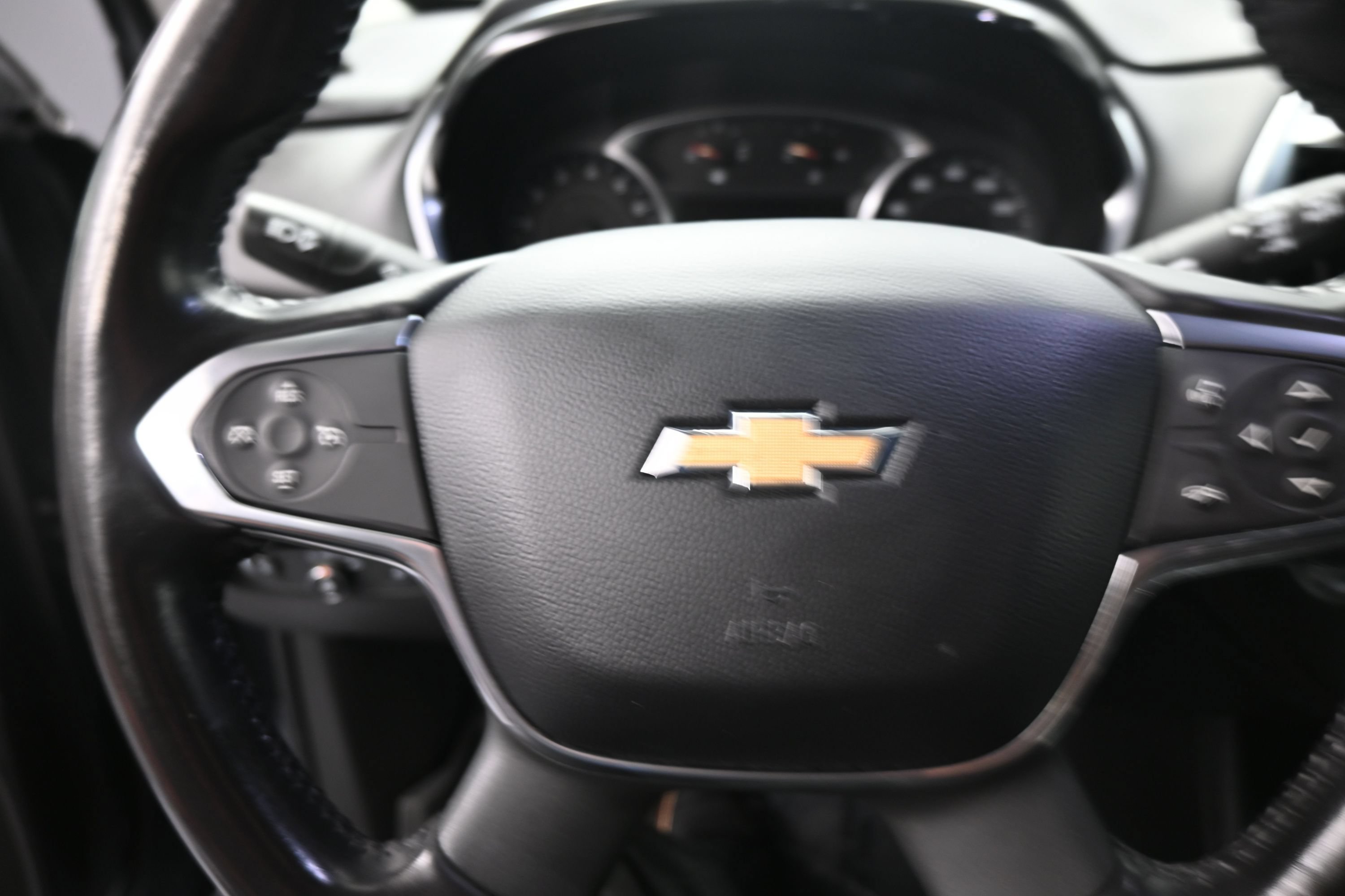 Used 2019 Chevrolet Traverse LT FWD image 16