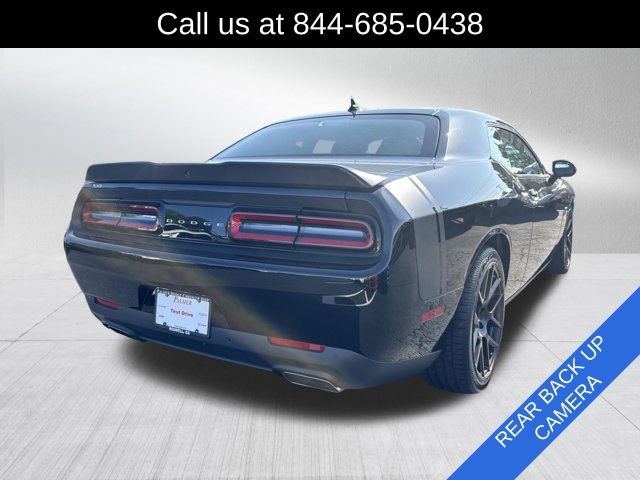 Used 2018 Dodge Challenger R/T Scat Pack RWD image 5