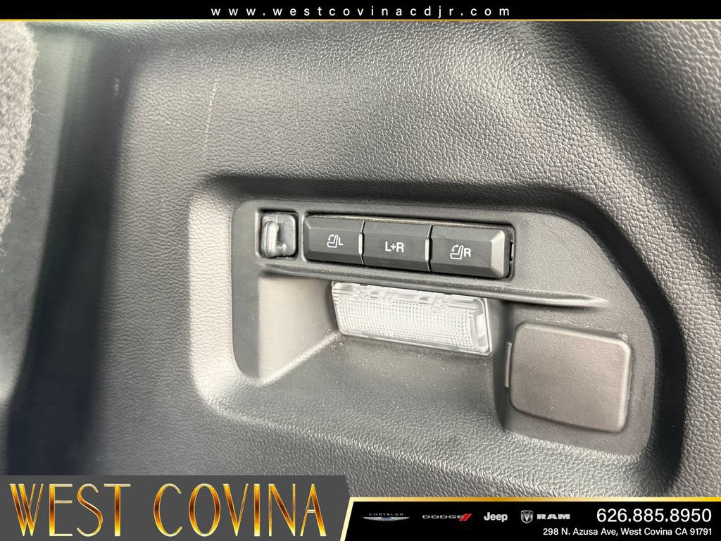 Used 2025 Ford Explorer Platinum w/ LUX Leather Package AWD/4WD image 27