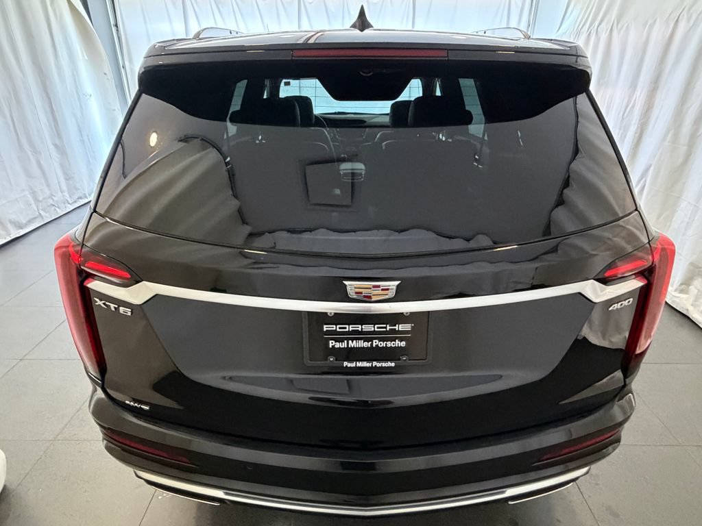 Used 2023 Cadillac XT6 Premium Luxury AWD/4WD image 8