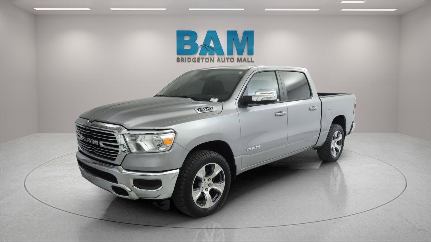 Used 2024 RAM 1500 Laramie RWD image 7