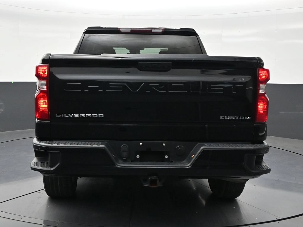 Used 2024 Chevrolet Silverado 1500 Custom RWD image 4
