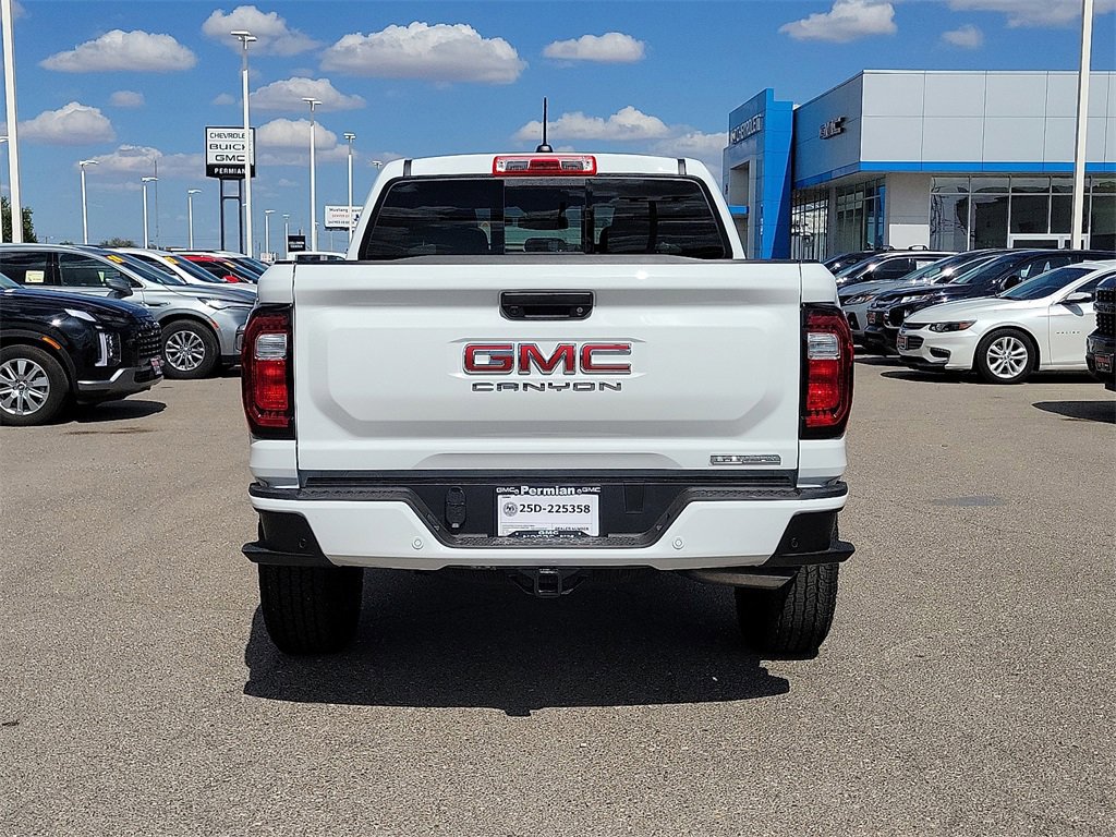 New 2025 GMC Canyon Elevation w/ Convenience Package image 9