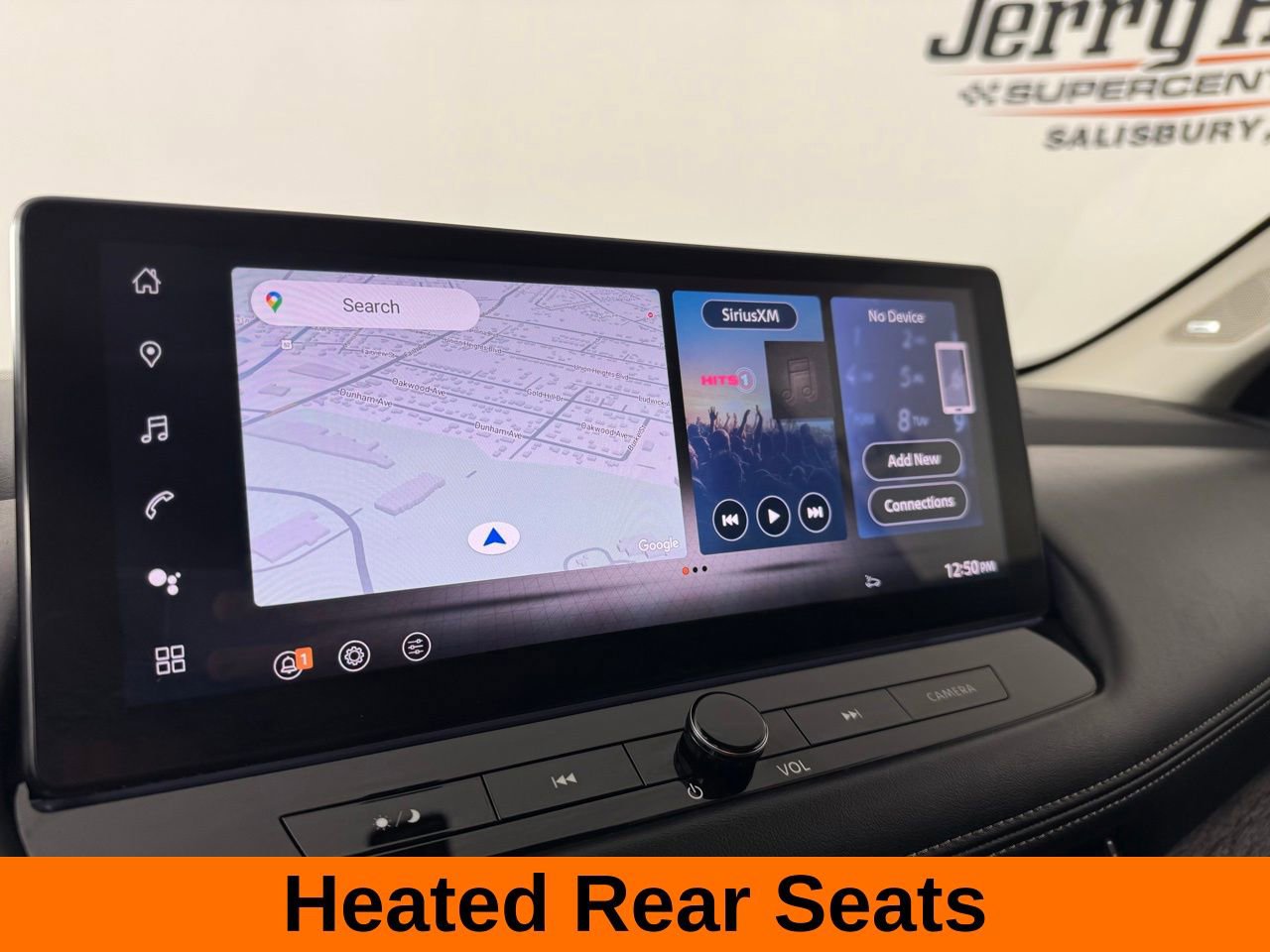 Used 2025 Nissan Rogue Platinum w/ Tech Package image 14