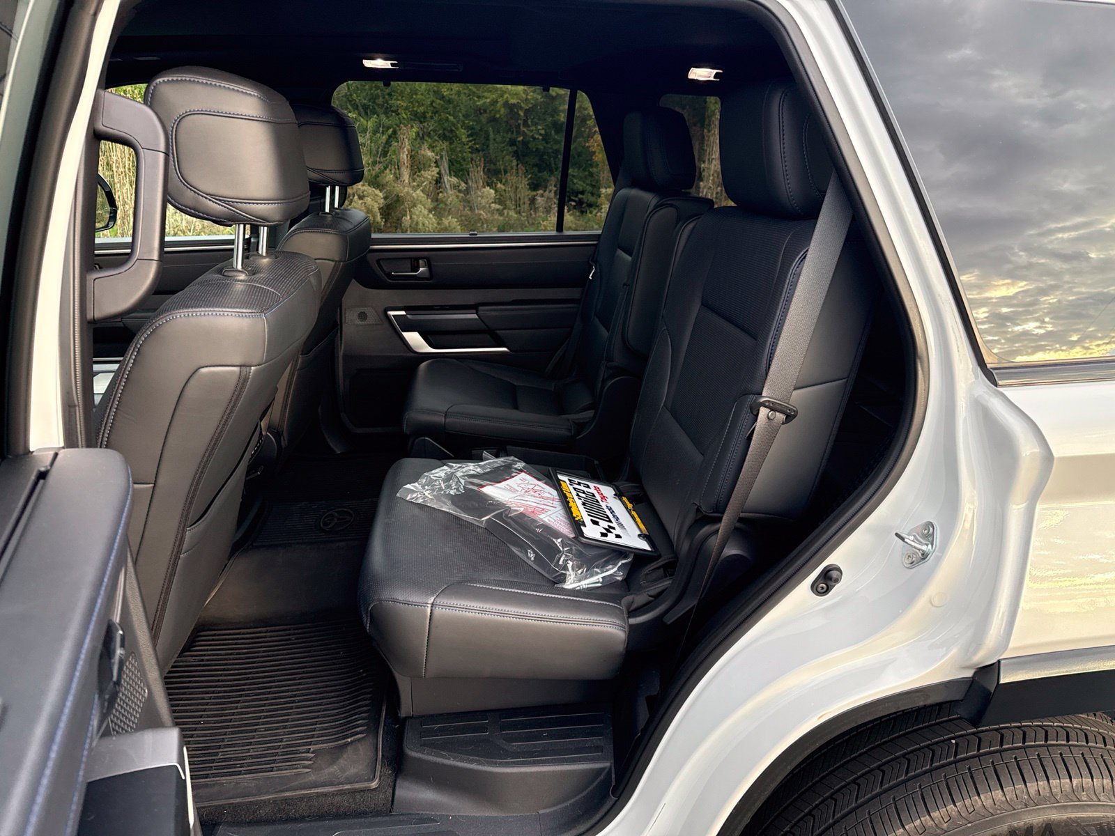 Used 2025 Toyota Sequoia Platinum AWD/4WD image 19